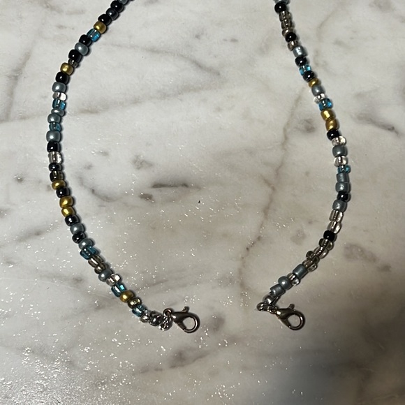 Handmade Beaded Mask Holder NWOT - Picture 2 of 6